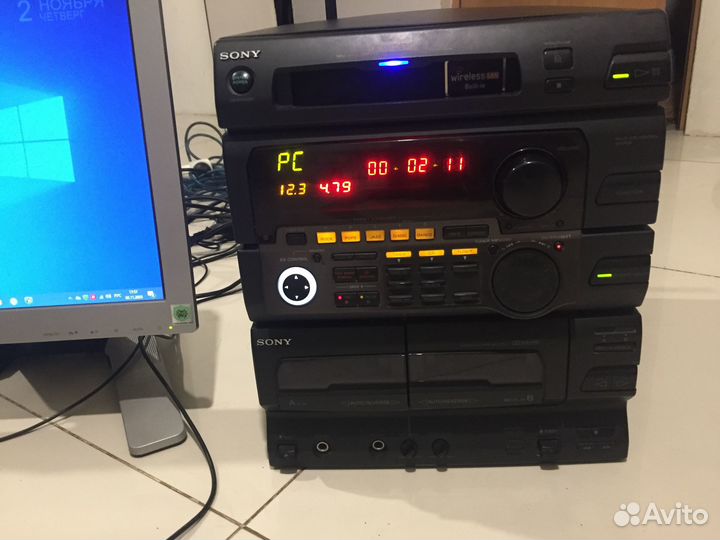 Компьютер в корпусе м/ц Sony