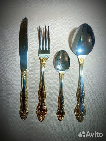 Набор столовых приборов 