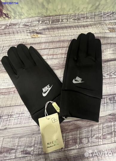 Перчатки Nike новые