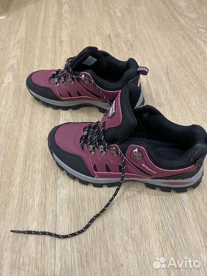 Трекинговые ботинки женские 38