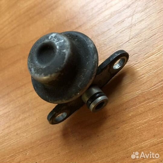 Регулятор давления топлива Audi Q7 2005 2015