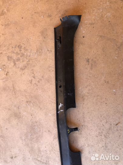 Накладка крышки багажника Land Rover Sport 2 рест