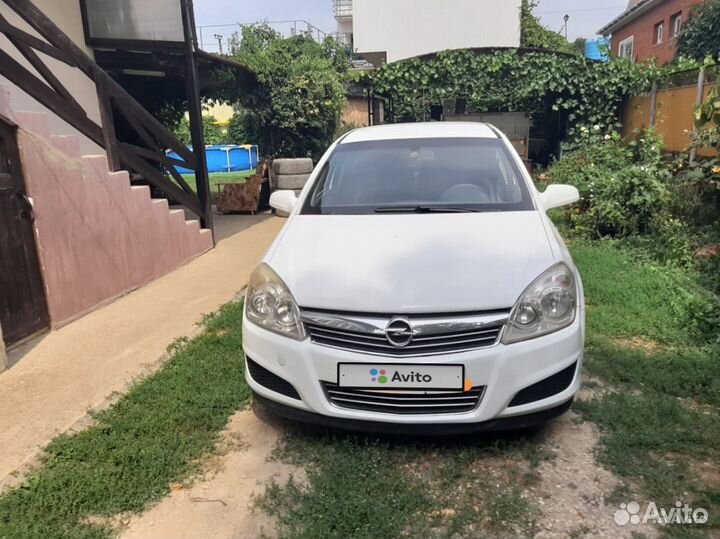 Opel Astra 1.6 МТ, 2008, 300 000 км