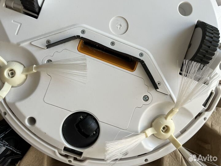 Робот пылесос