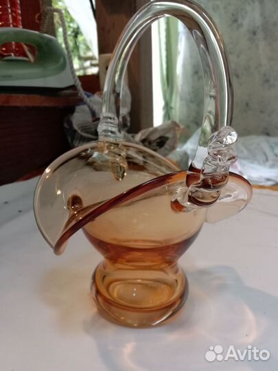 Ваза конфетница цветное стекло