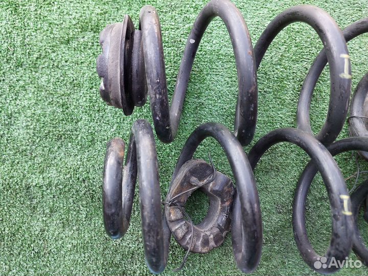 Задние пружины Ниссан Кашкай J10