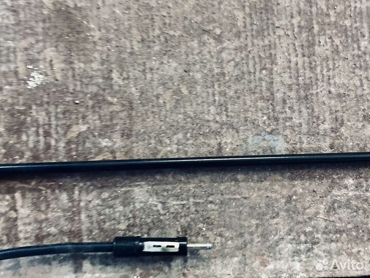 Автомобильная антенна для радио