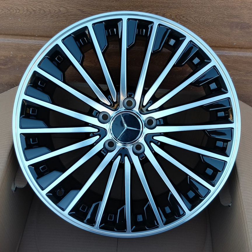 Литые диски Mercedes-Benz 8×R18 5×112