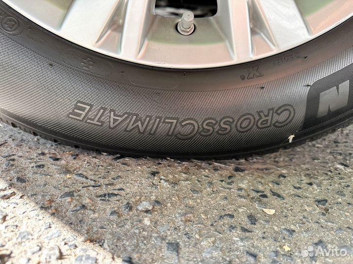 Michelin CrossClimate 215/65 R17