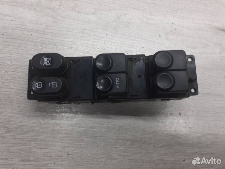Блок управления стеклами Hyundai Solaris