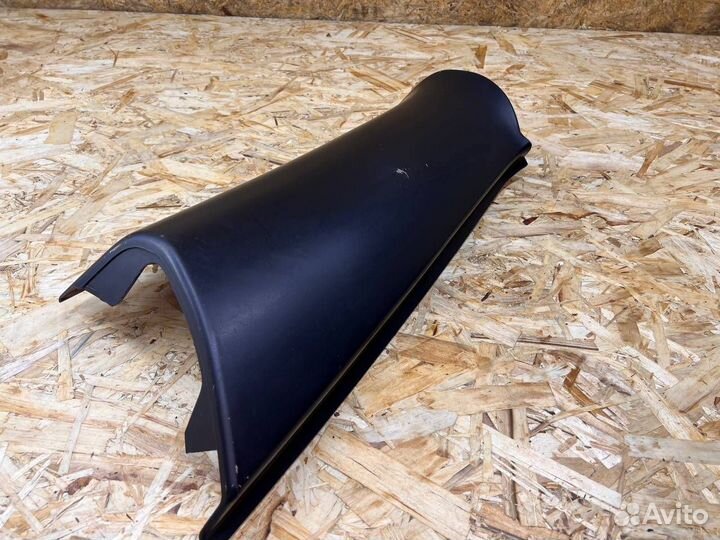 Обшивка стойки задняя правая Land Rover 3 рест