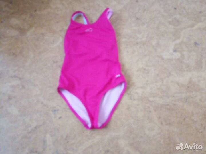 Купальник для девочки 134см