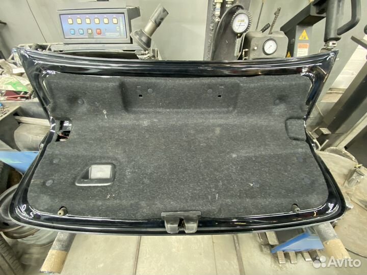 Крышка багажника Volvo s60