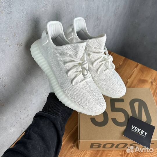 Adidas Yeezy Boost 350 v2 Cream White