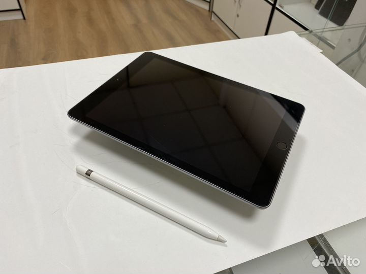 iPad 6 WiFi 32gb + Apple Pencil 1st GEN