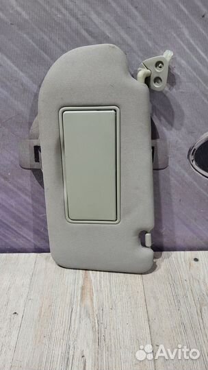 Козырек солнцезащитный Nissan teana J32 Лев