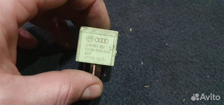 Реле Volkswagen Caravelle 2009-2015