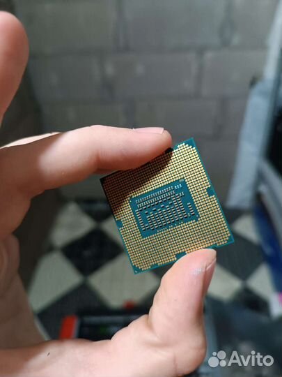 Процессор: Intel(R) Core(TM) i5-3570 CPU +кулер