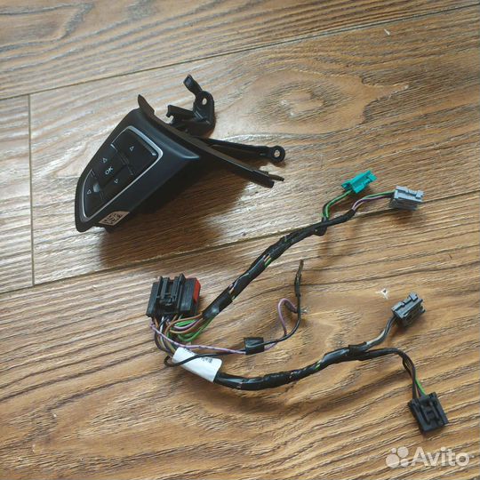 Кнопка руля Ford левая GJ5T14K147BA