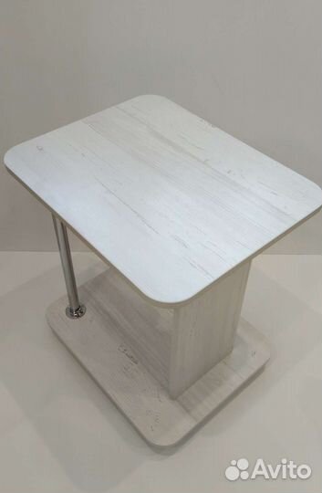 Столик для ноутбука