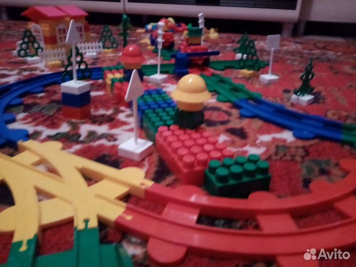 Детский блочный конструктор