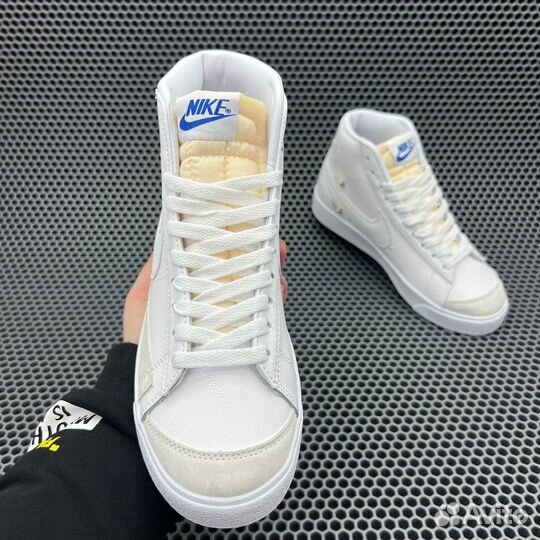 Кроссовки Nike Blazer Mid 77 Vintage White