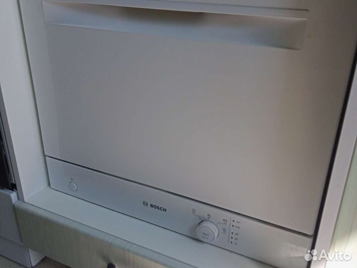 Посудомоечная машина Bosch с тумбой под нее