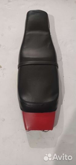 Седло мотоцикла иж Планета Юпитер с кронштейном