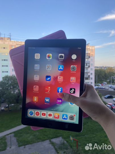 iPad Air 32гб симкарта+вайфай
