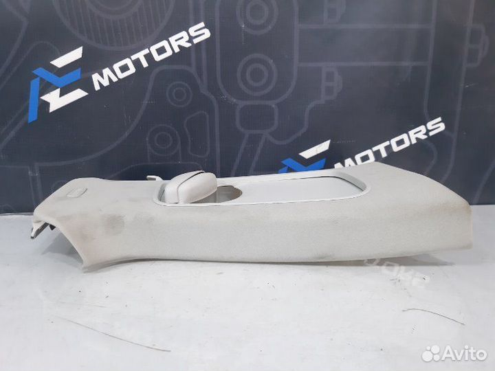 Обшивка салона правая Volkswagen Passat Variant B6