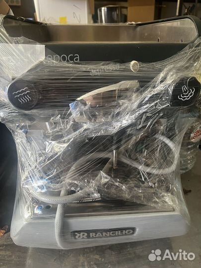 Профессиональная кофемашина Rancilio Epoca