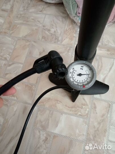 Насос для велосипеда