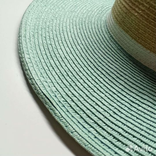 Шляпа женская соломенная