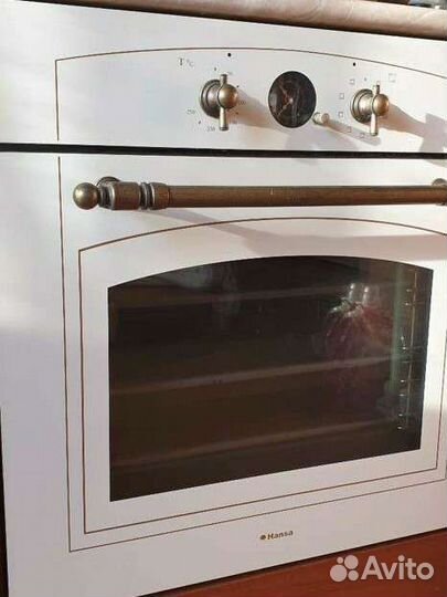 Духовой шкаф Hansa 60 см