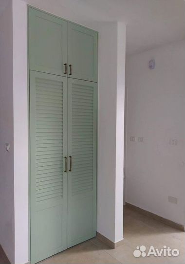 Жалюзийные реечные двери