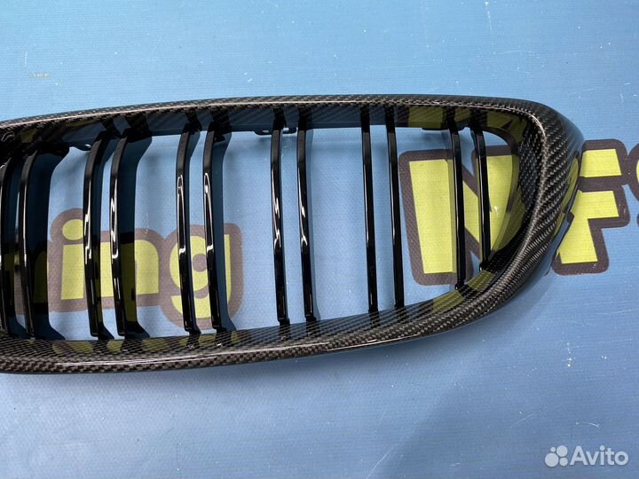 Решетка радиатора для BMW F32 F82 карбон