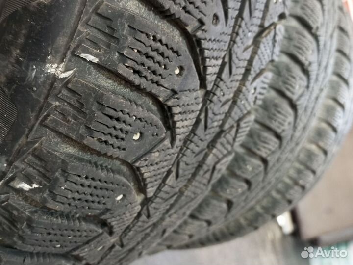 Bridgestone Ice Cruiser 7000S 205/55 R16