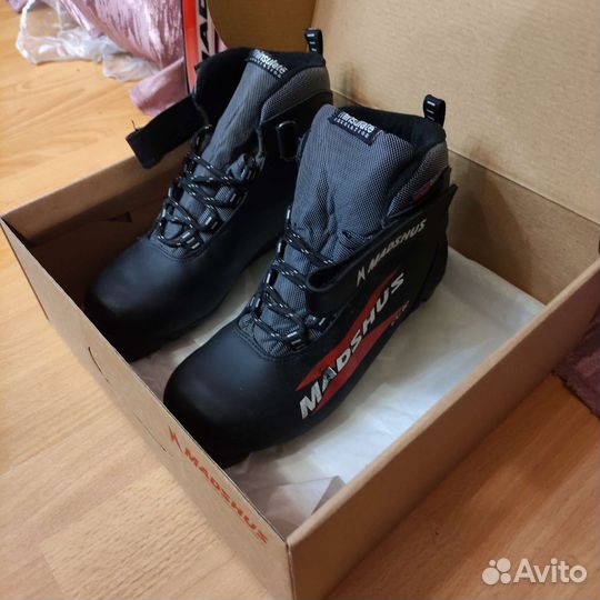 Беговые лыжи