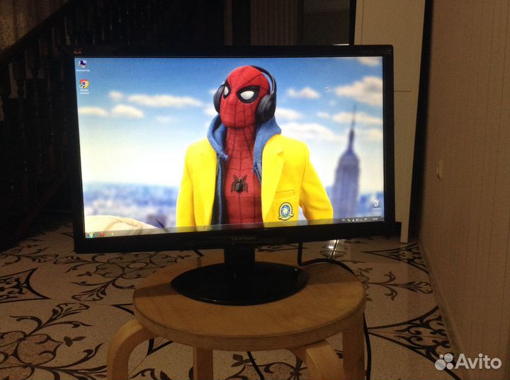 Монитор в хорошем состоянии 20'' дюймов