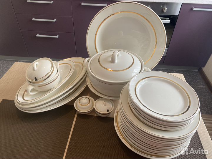 Набор столовой посуды на 6 персон