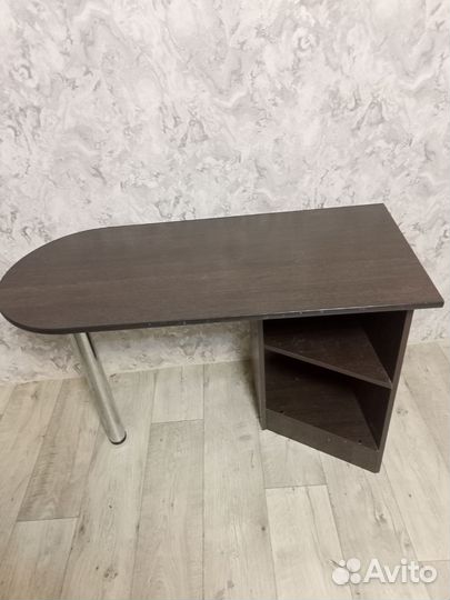 Стол для маникюра