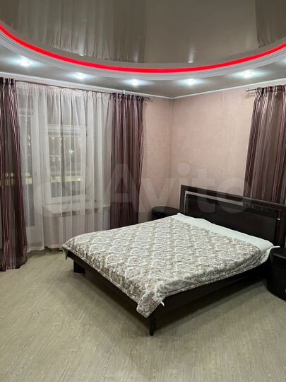 3-к. квартира, 110 м², 3/10 эт.