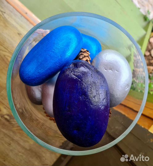 Васту-ваза с речными валунами для оттока