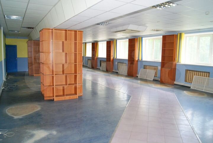 Офисное, производственное помещение, 1220 м²