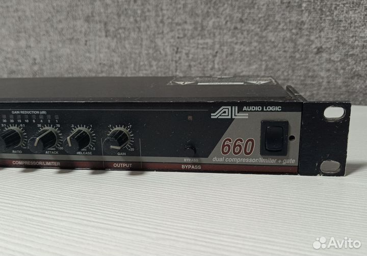 Audio Logic 660 Dual Compressor/limiter with Gate