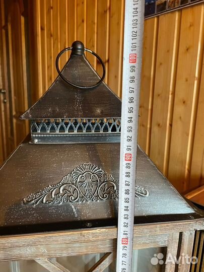 Большой деревянный фонарь-подсвечник