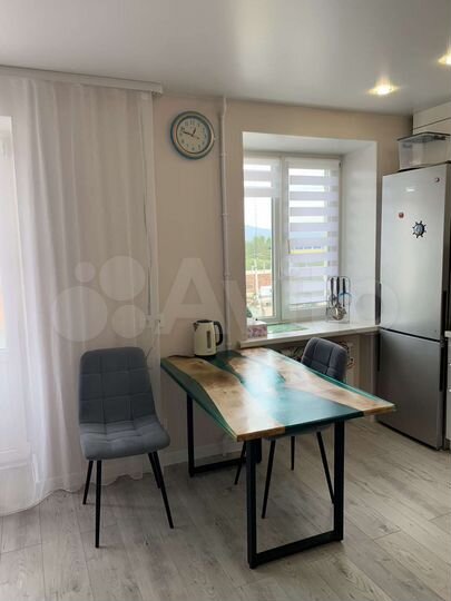 2-к. квартира, 50 м², 4/5 эт.