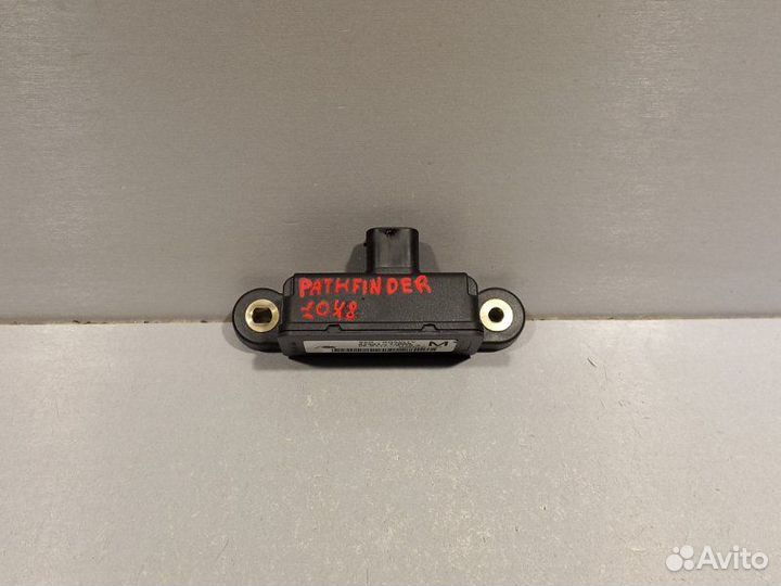 Датчик ускорения Nissan Pathfinder YD25ddti 2010