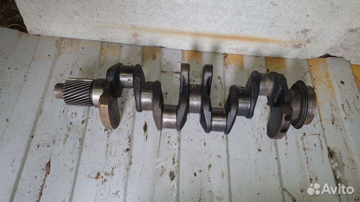 Коленвал Mitsubishi Pajero/Montero 1991-1996