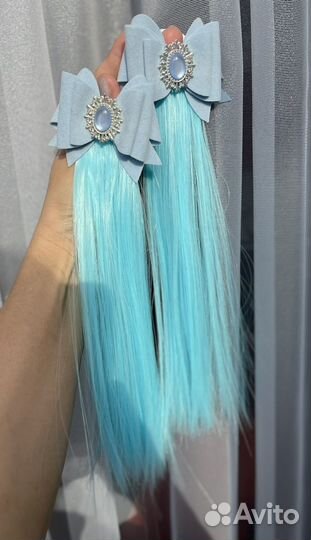 Банты с прядями